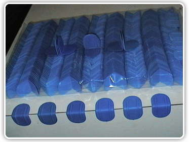 Used below strap to avoid carton and product damage